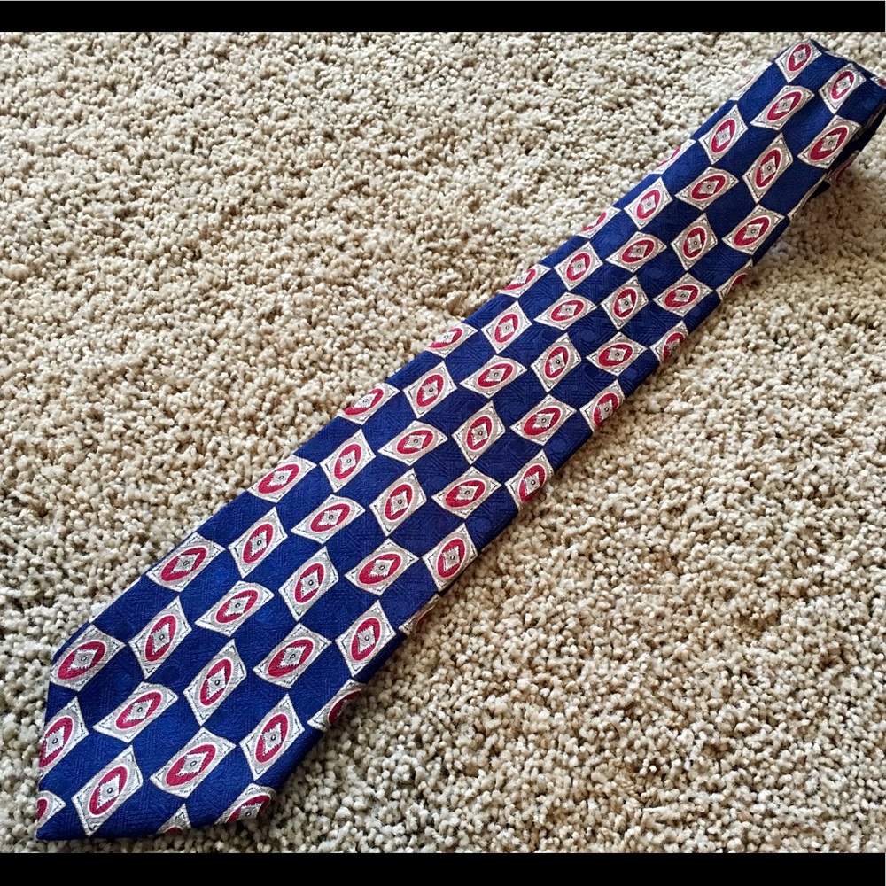 Mens Roundtree & Yorke 3.75” Wide Silk Necktie